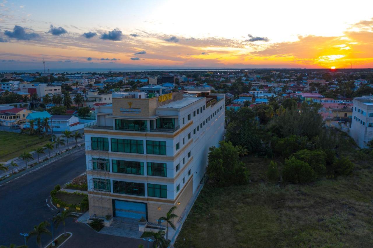 Golden Bay Belize Hotel ベリーズシティ エクステリア 写真